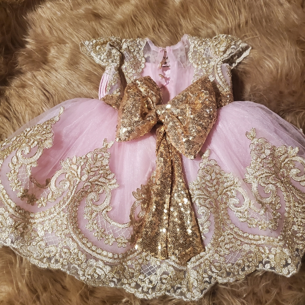 Adaziza dress - Picture 3 of 3